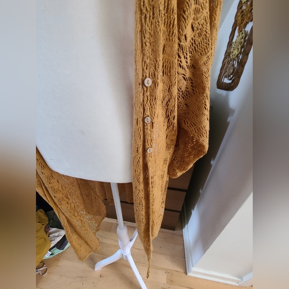 Maurices Lace mustard kimono - Picture 5 of 7